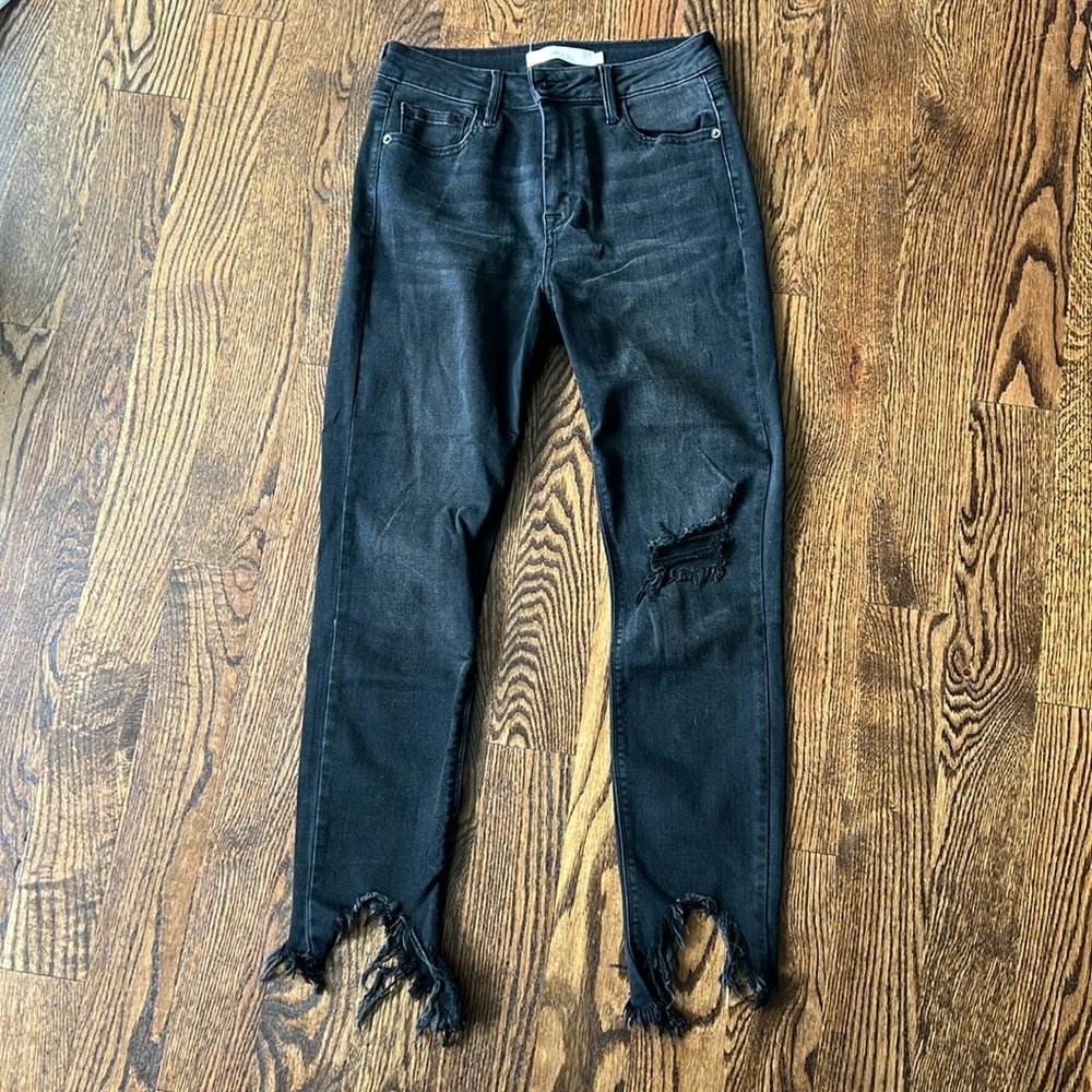 Hidden black skinny jeans